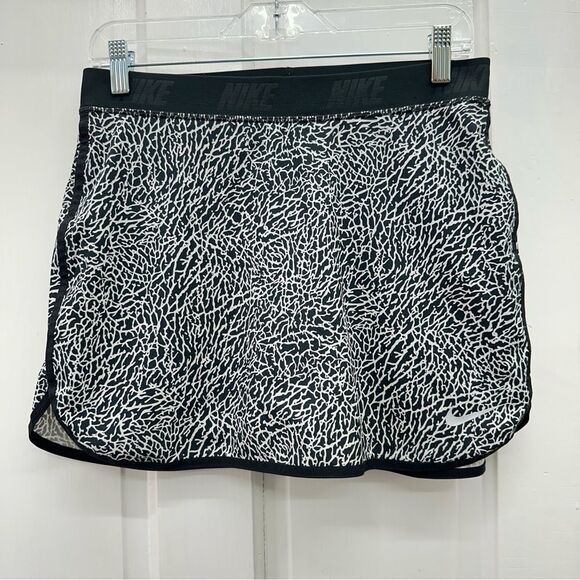 Nike Golf Tennis athletic skirt skort women small skirt compression short under - Picture 1 of 5